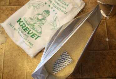 Prepping 101: Bags vs. Buckets - Long Term Bulk Food Storage Don't forget the O2 absorbers before you seal. It really hurts to waste a bag and have to scoop it all over again lol.