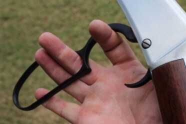 Henry Frontier Carbine Evil Roy Edition This gun is ideal for fast shooting. Keeo the trigger finger forward in the guard as you ride the lever forward.