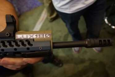 LUX180 Light Needs No Railspace - SHOT Show 2016 The LUX 180 36