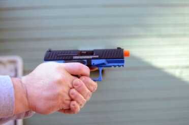 When still loaded, the slide cycles and then returns to battery. 