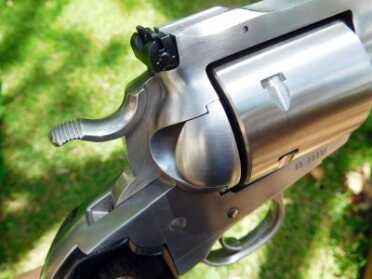 Grizzly-Busting Snubbie? Ruger Super Blackhawk Bisley .44 Mag.—Full Review The rear sight is fully adjustable for windage and elevation.