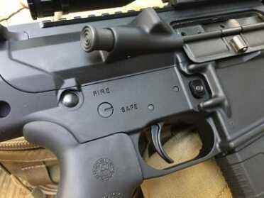 I've not yet needed it, but the classic bolt forward assist is there. 