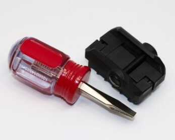 The rail attachment clamp can be loosened to provide plenty of rail clearance for mounting. The author purchased a proper blade size “stubby” screwdriver to keep with the MantisX. About $4.00 at your local orange home center.