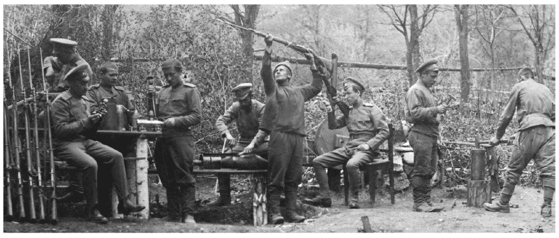 Russian unit armourers working on M1891 rifles. The sophisticated nature of the cleaning kit and its accompanying combination tool made the Russian soldier as self-sufficient as possible. (Nik Cornish at www.stavka.org.uk) 