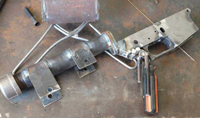 Check out this Post-Apocalyptic AR Build!