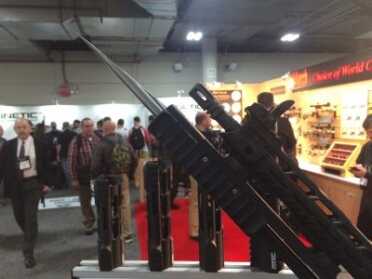 Meet the Stinger! A Retractable AR Bayonet Spike - SHOT Show 2018