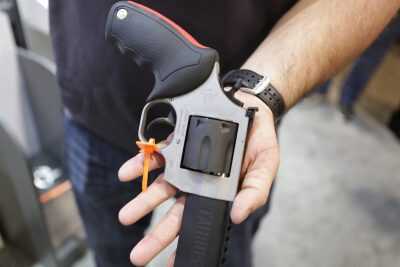 Bad News Bears: .44 Magnum 6-Shot Raging Hunter — SHOT Show 2018