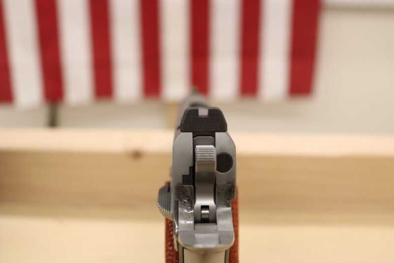 Dan Wesson 1911 - Extreme Accuracy from Officer Framed Gun