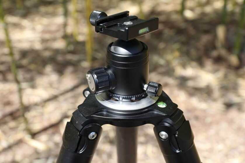 Predator Masters Carbon Fiber Tripod Predator Masters Carbon Fiber Tripod