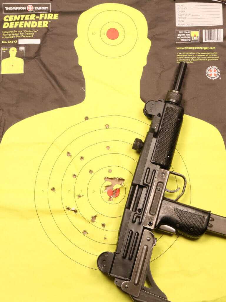 Alberto Bravo’s Uzi: The Black Widow’s Prey Alberto Bravo’s Uzi: The Black Widow’s Prey