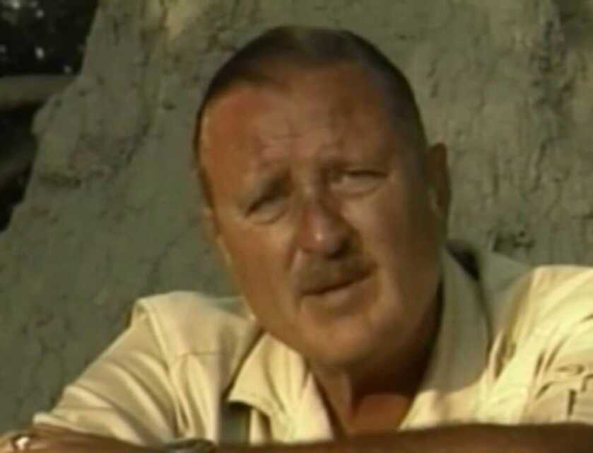 Killer Baboons: Peter Capstick’s MAC-10 Submachine Gun Killer Baboons: Peter Capstick’s MAC-10 Submachine Gun