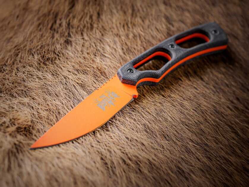 An Ideal Elk Hunting Knife: The Bugler Blade
