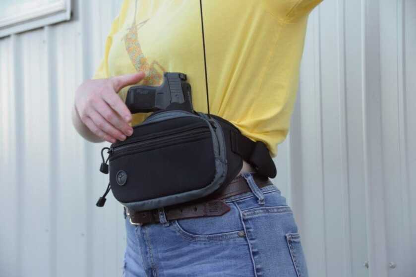 World's Deadliest Fanny Pack: Galco Gunleather's Fastrax PAC Reviewed World's Deadliest Fanny Pack: Galco Gunleather's Fastrax PAC Reviewed