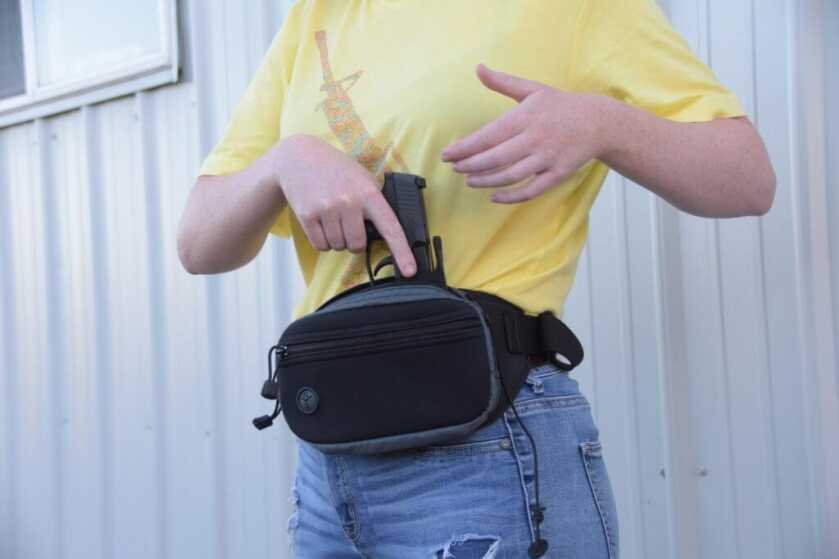 World's Deadliest Fanny Pack: Galco Gunleather's Fastrax PAC Reviewed World's Deadliest Fanny Pack: Galco Gunleather's Fastrax PAC Reviewed