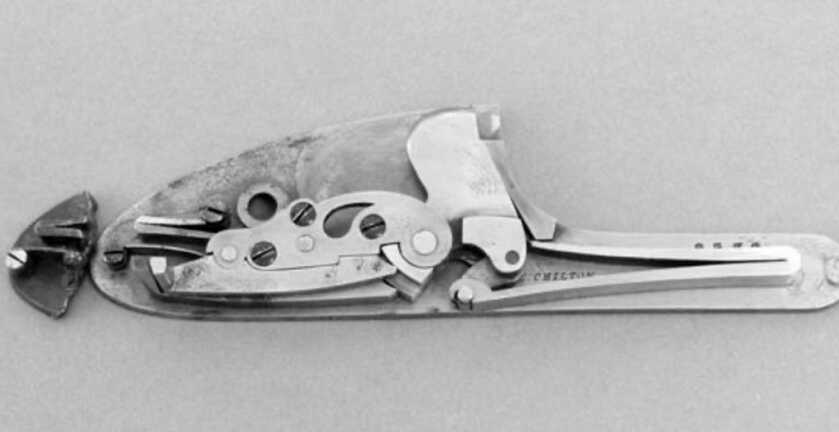 Ernest Hemingway’s Tommy Gun: Full Auto Shark Repellent Ernest Hemingway’s Tommy Gun: Full Auto Shark Repellent