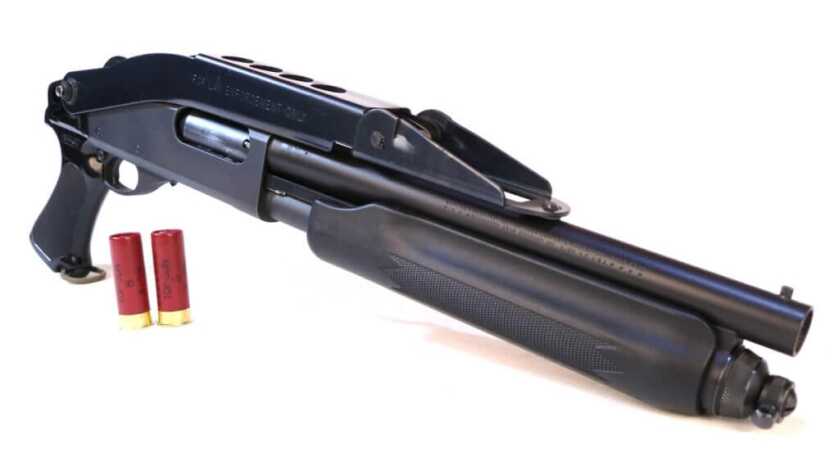 Dangerously Stupid: The Idiot with the Sawed-Off Shotgun Dangerously Stupid: The Idiot with the Sawed-Off Shotgun