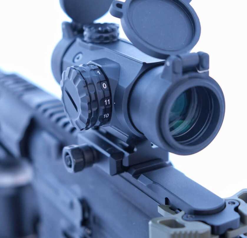 Primary Arms SLx 1x Compact Prism Scope: All the Positives of a Red Dot with None of the Negatives Primary Arms SLx 1x Compact Prism Scope: All the Positives of a Red Dot with None of the Negatives