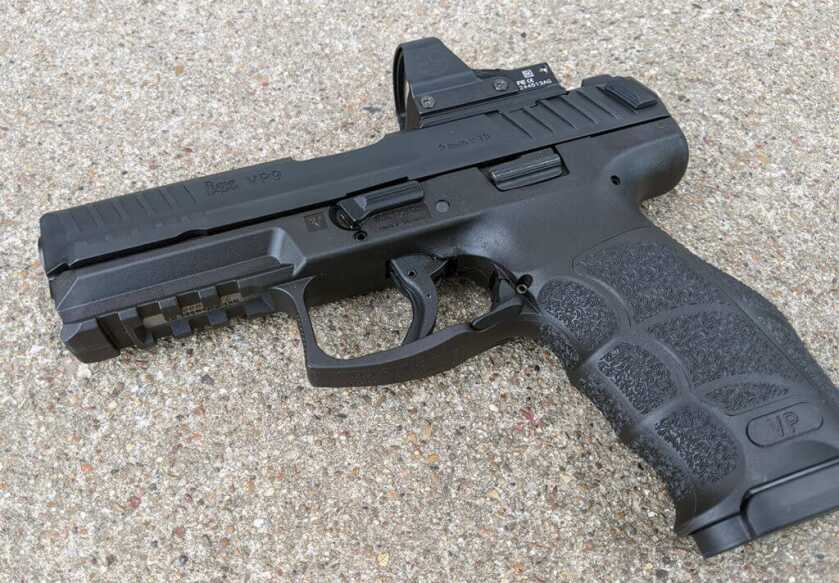 A Poor Takes the Optics-Ready HK VP9 for a Spin