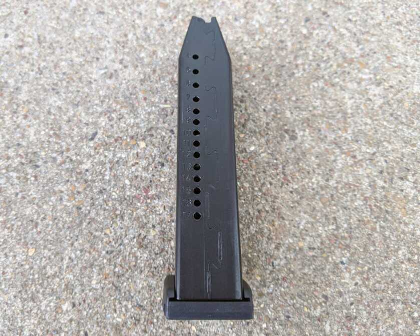 A Poor Takes the Optics-Ready HK VP9 for a Spin