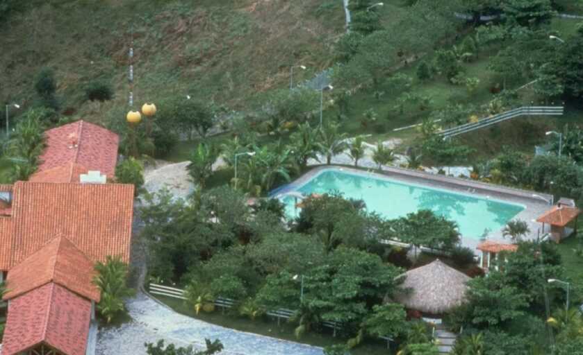 Pablo's Hippos: The Death of the Most Dangerous Man in the World