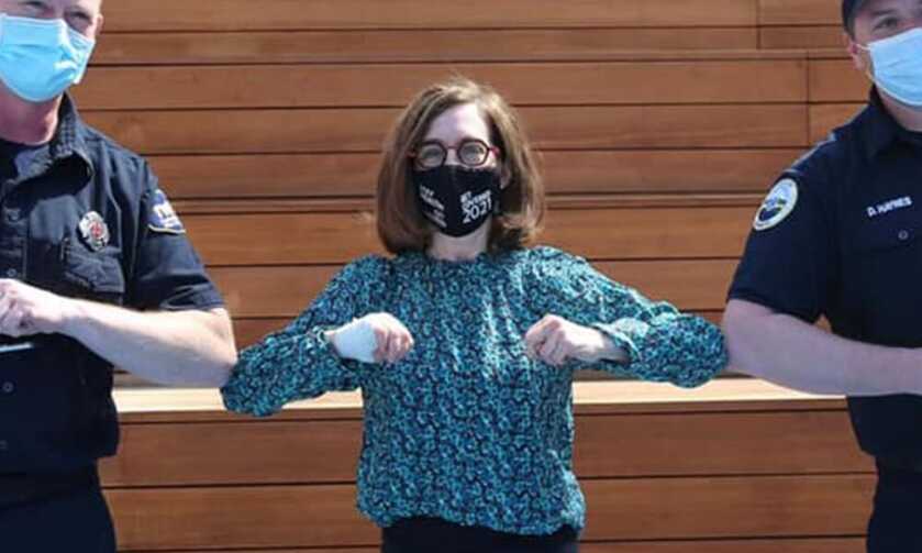 Oregon Passes 'Safe Storage' Requirement, Bans Guns in Certain Public Places Oregon Passes 'Safe Storage' Requirement, Bans Guns in Certain Public Places