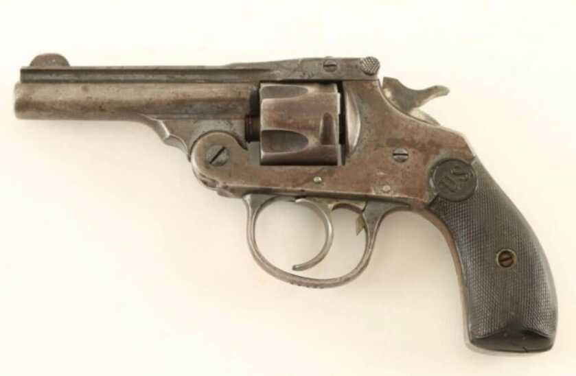 Guiseppe Zangara and the Wobbly Chair That Changed the World