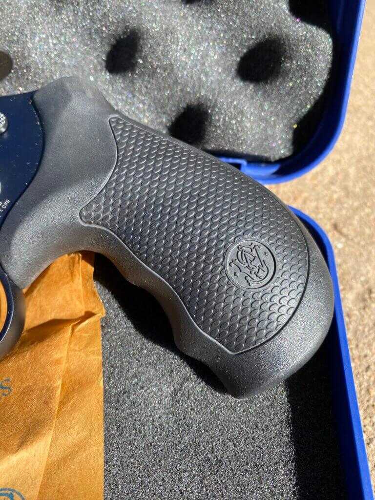 Clay Buys His First Revolver - Smith & Wesson 325 Night Guard