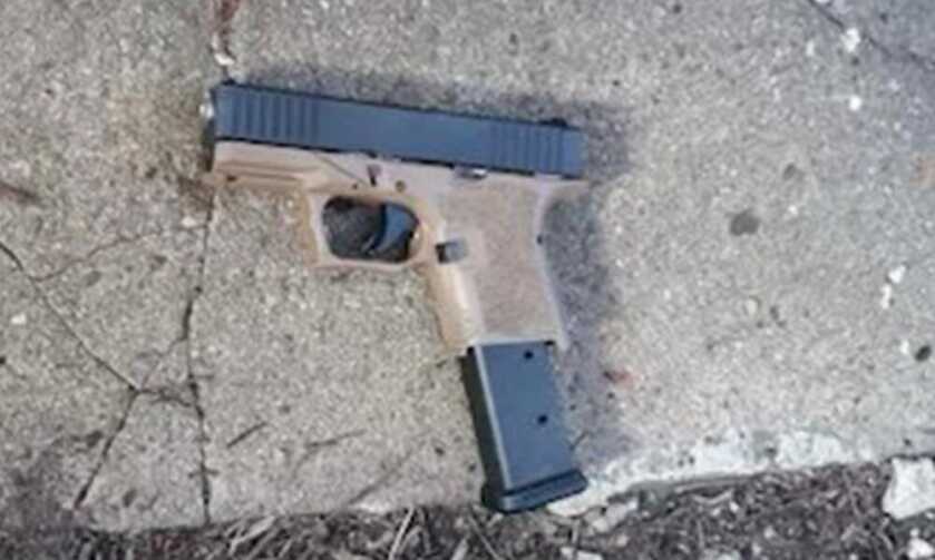 77-Year-Old Firefighter Shoots and Kills Would-Be Robber in Chicago 77-Year-Old Firefighter Shoots and Kills Would-Be Robber in Chicago