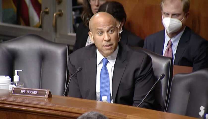 Dems Introduce Bill to Force You to Get A Federal Gun License from DOJ