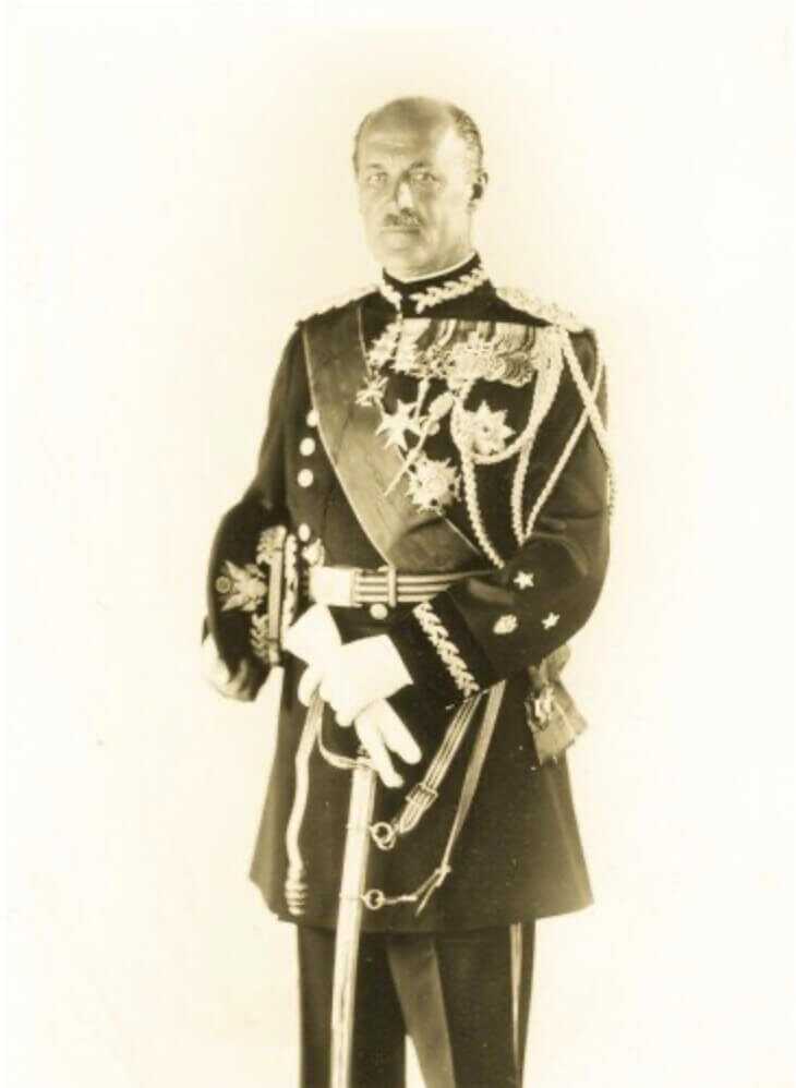 Ivor Thord-Gray: The War Junkie