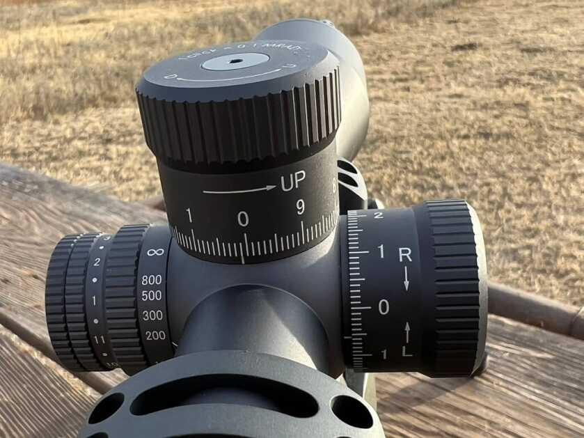 TRACT Optics TORIC in sniper grey up close of turrets