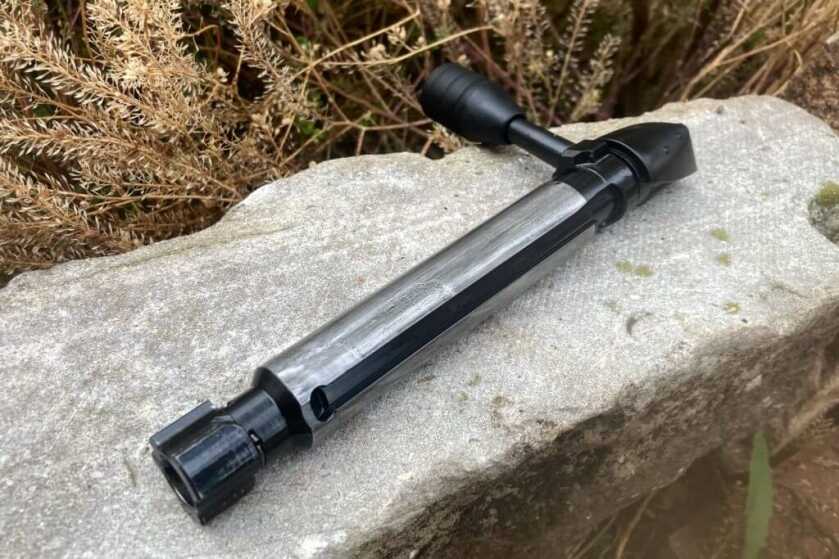 CVA Cascade XT three lug bolt