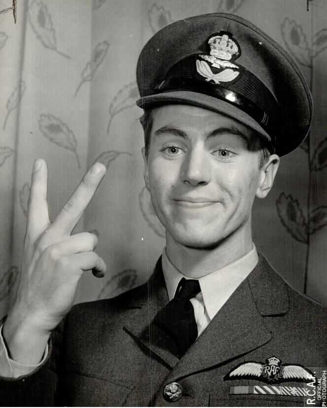 George Beurling in uniform