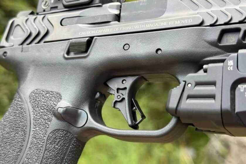 M2.0 Carry Comp Performance Center trigger