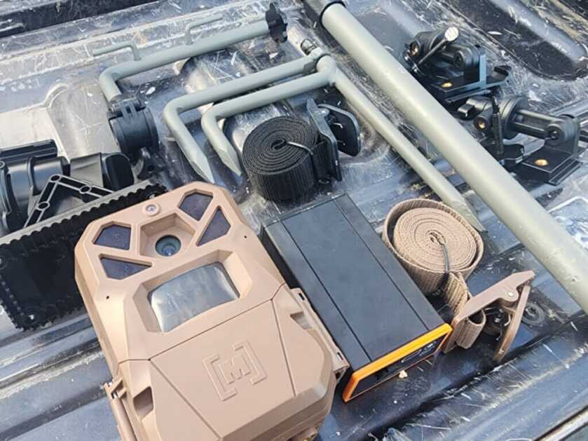 trail camera and accessories