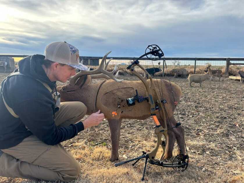 hoyt RX-9 Ultra and target