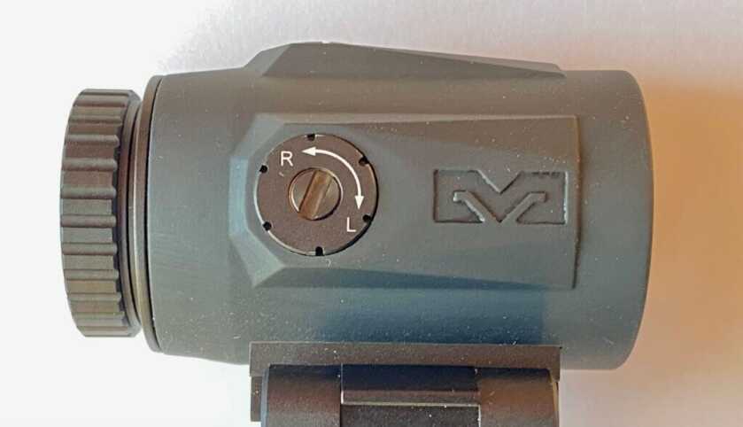 Magnifier for rifle red dots