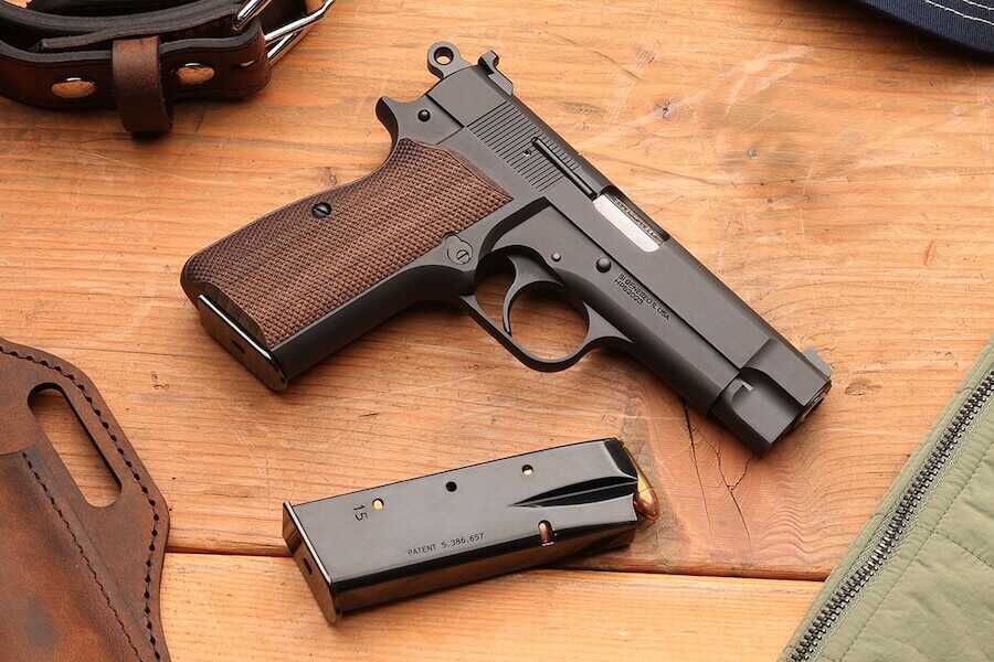 A 4-inch SA-35 pistol on a bench.