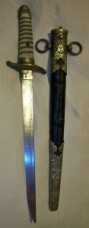 Japanese WW2 Naval Dirk (Photo: Wiki)
