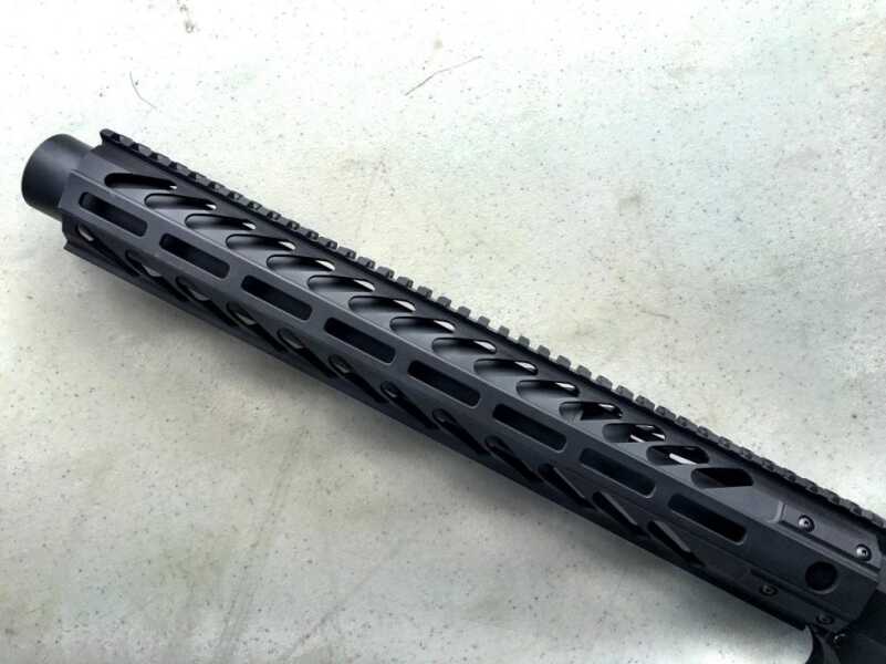 It's a beautiful package - virtually everything is contained within the hand guard.