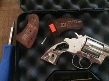 ColtGripOld2