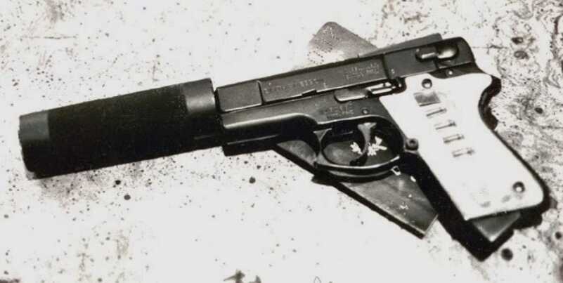 Cold War Mystery Pistol? The Story of the Revolutionary 9mm ASP Cold War Mystery Pistol? The Story of the Revolutionary 9mm ASP