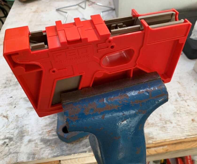 A Build for Beginners - Polymer80 Step-By-Step A Build for Beginners - Polymer80 Step-By-Step