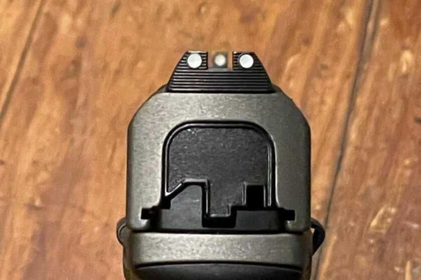 New Pistol Review: Testing the M&P9 M2.0 Metal New Pistol Review: Testing the M&P9 M2.0 Metal