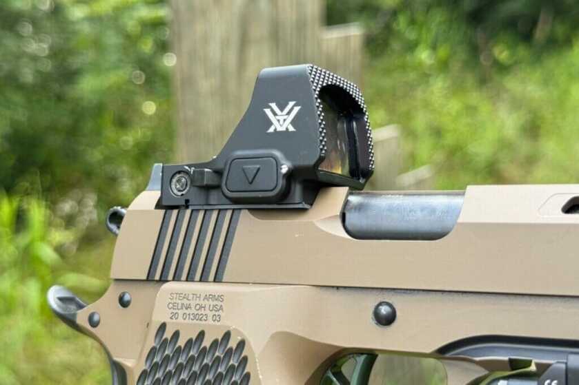 Vortex Defender-XL mounted on the Stealth Arms Platypus
