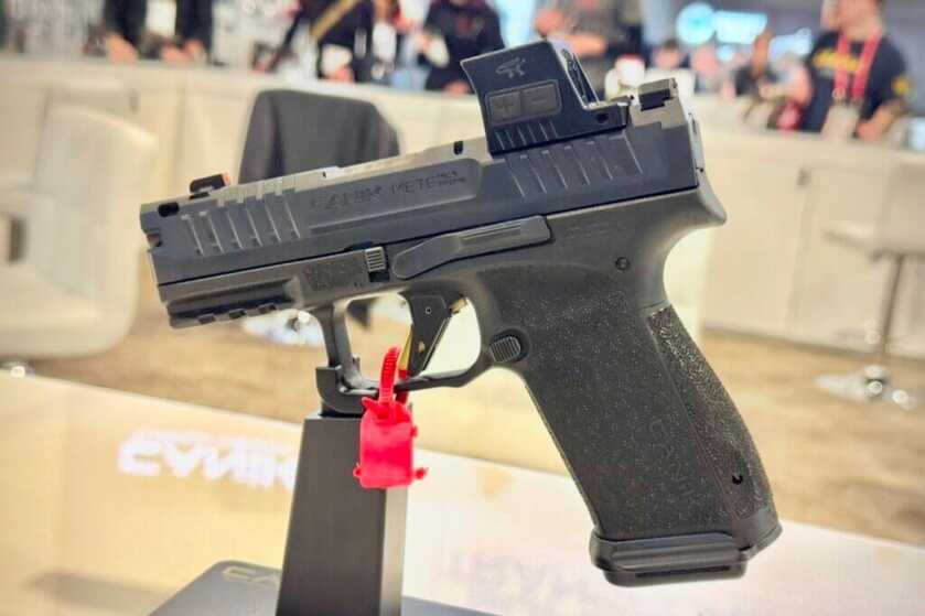 METE MC9 Prime on a stand at SHOT Show 2025