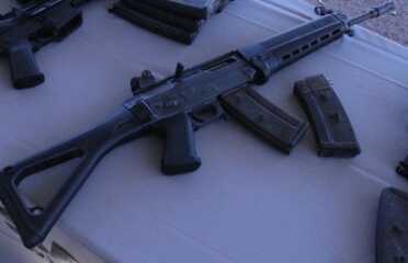 This is the SIG551-A1 which is a new version of the 556 that resembles the original Swiss 550 rifle on which the 556 was based.