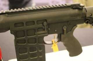 Rhino Arms: An AR Shotgun That Uses Regular 12 Gauge Ammo—SHOT Show 2014 rhino08