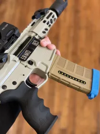 Outstandards EDC Mag AR power bank