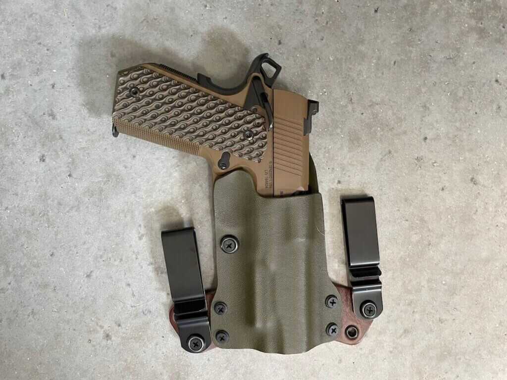 Black Point Mini WING IWB hybrid holster with TRP 4.25" CC